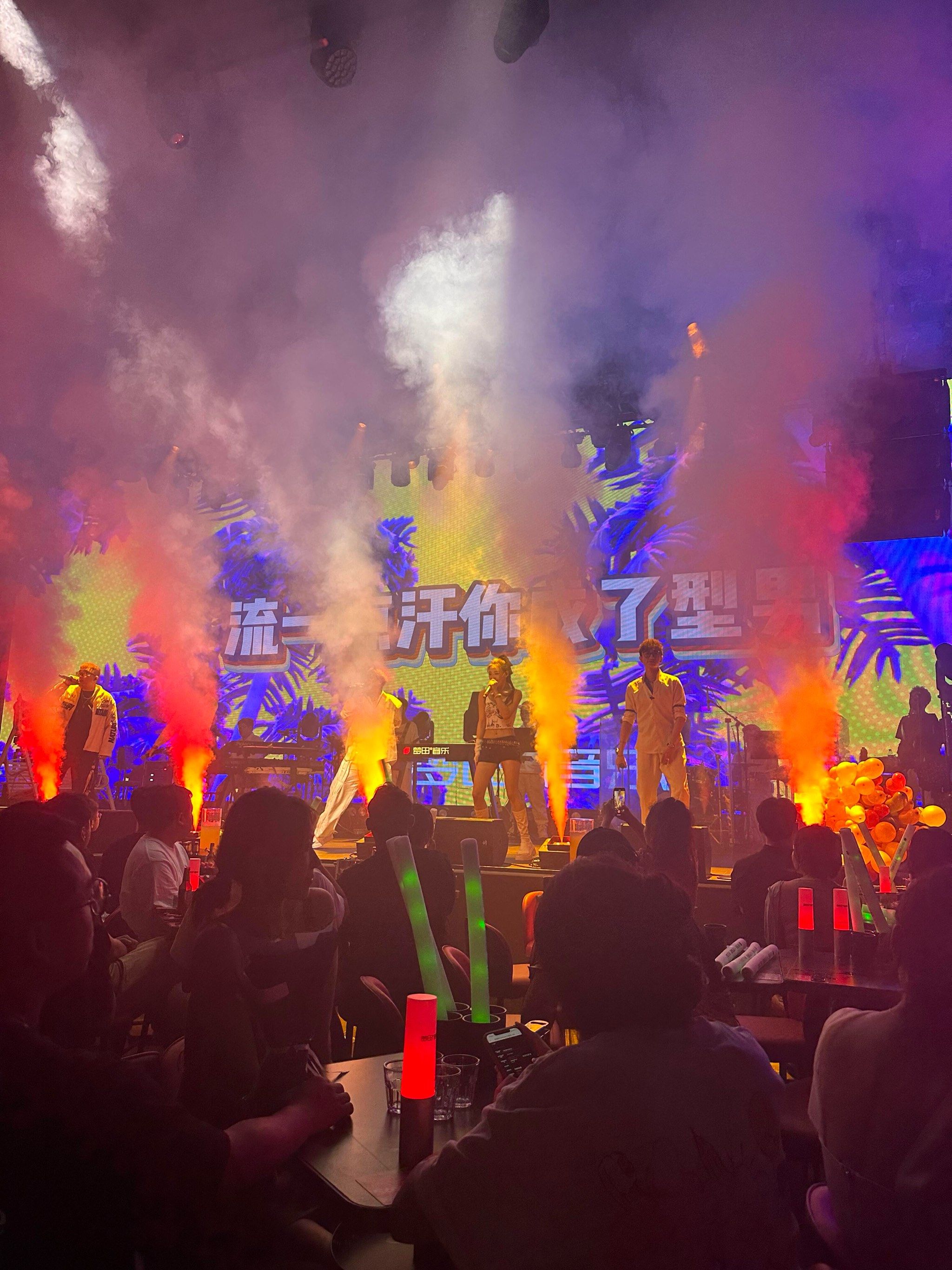 松原商务KTV：优质服务，精彩体验-长岭县ktv预定